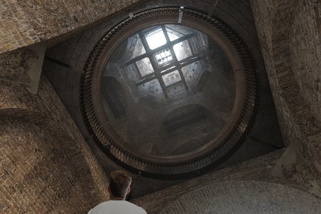 Das Bild zeigt eine Visualisierung der zukünftig begehbaren Turmruine.